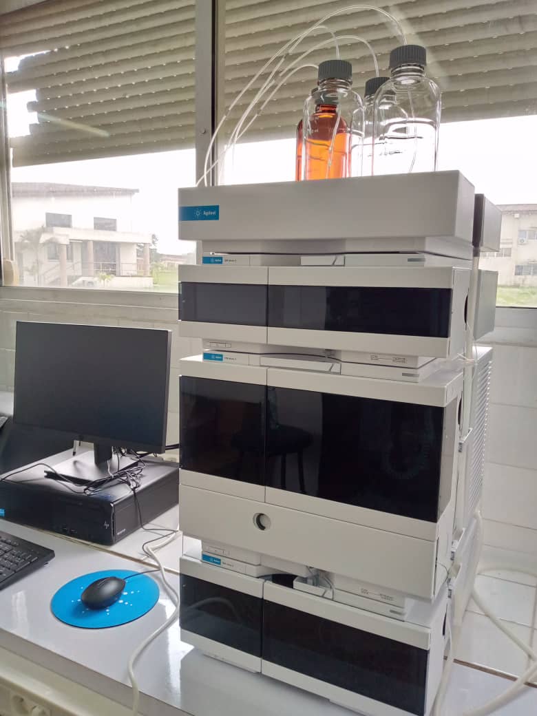 HPLC Agilent 1260 Infinity II avec pompe quaternaire 2